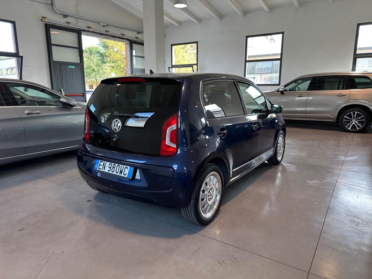 Volkswagen up! 1.0 5p. move