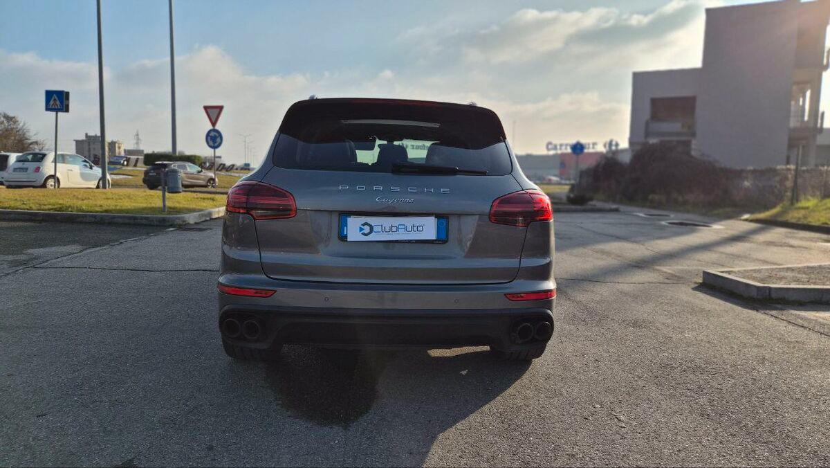 Porsche Cayenne 3.0 Platinum Edition tiptronic