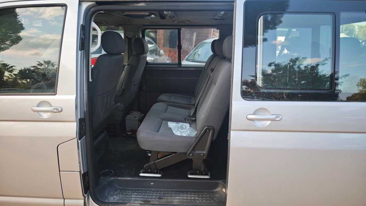 Volkswagen Caravelle Multivan 2.5 TDI/174CV 4motion Highline