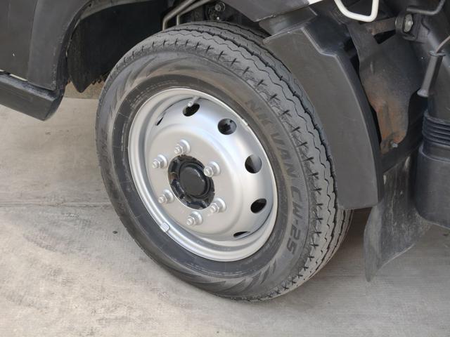 NISSAN Cabstar 35.13 NT400 3.0 130CV Ribaltabile Trilaterale