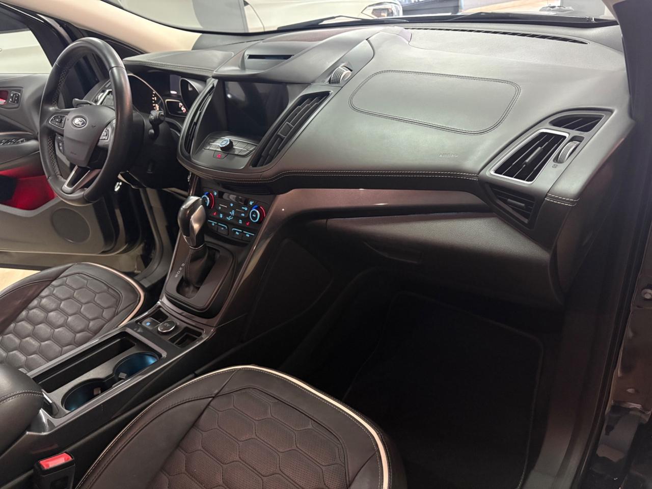FORD KUGA 2.0 150 CV VIGNALE – UNICO PROPRIETARIO – KM CERTIFICATI