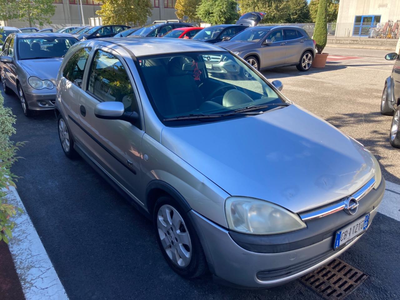 OPEL CORSA 1.4 BENZINA (SPORT) KM 216.038