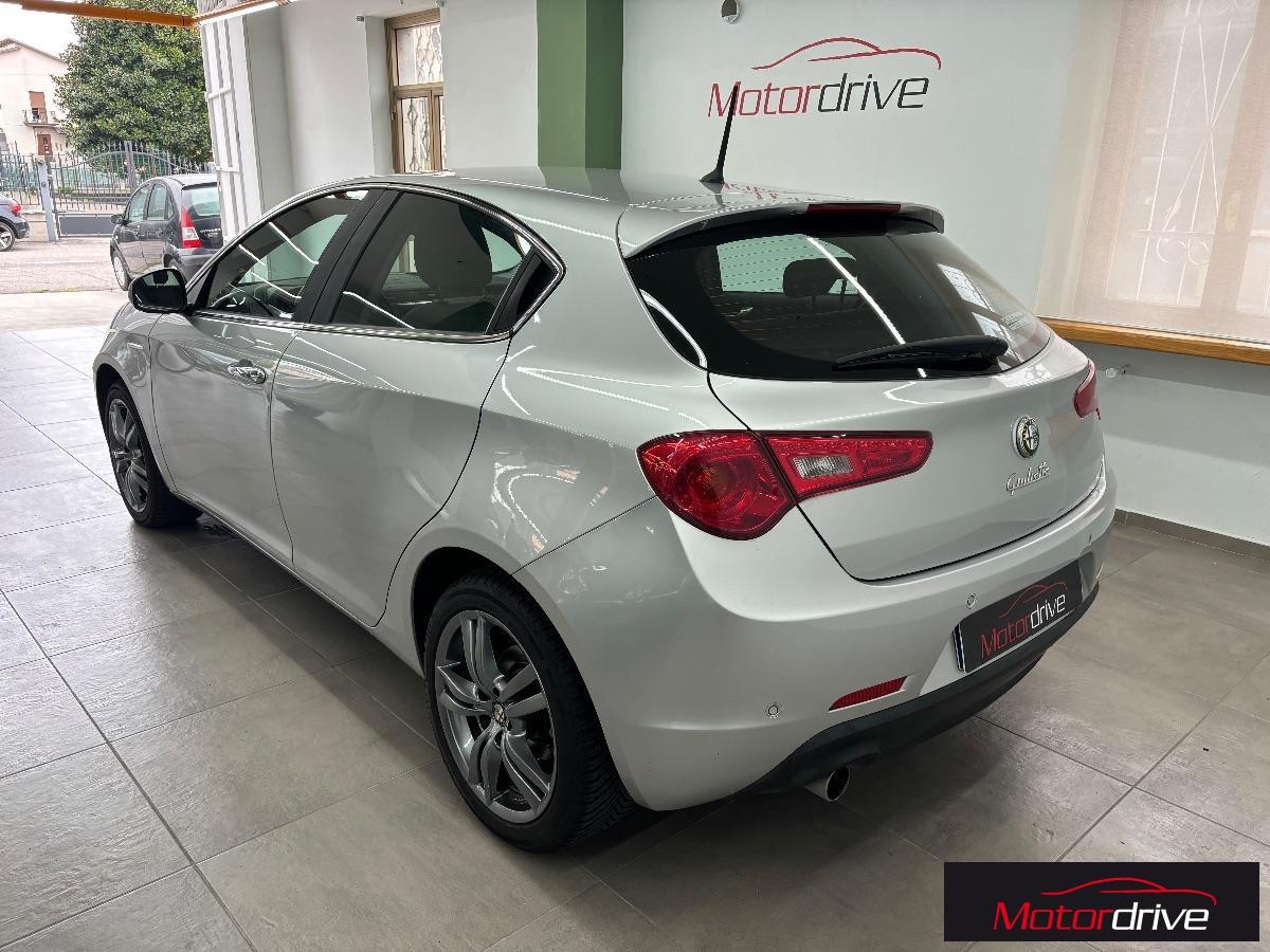 ALFA ROMEO - Giulietta - 1.6 JTDm-2 105 CV Progression