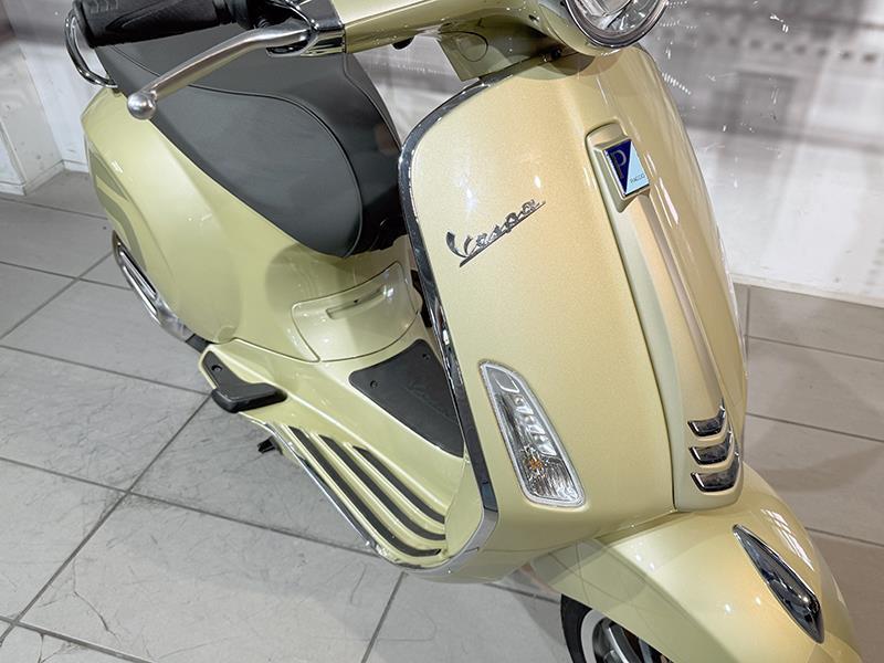 Piaggio Vespa Primavera 125 75th ABS