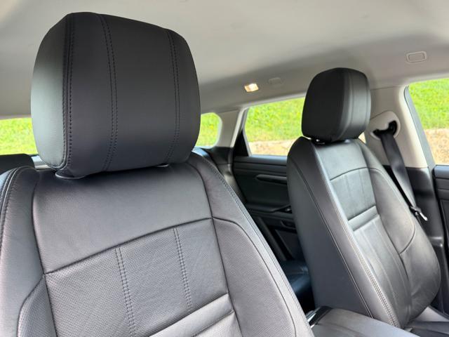 LAND ROVER Range Rover Evoque 1.5 I3 PHEV 300 CV AWD+TETTO E CERCHI BLACK