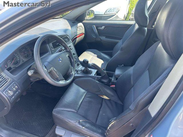 VOLVO V70 V70 II 2000 2.4 d5 Optima tg. CE107WR