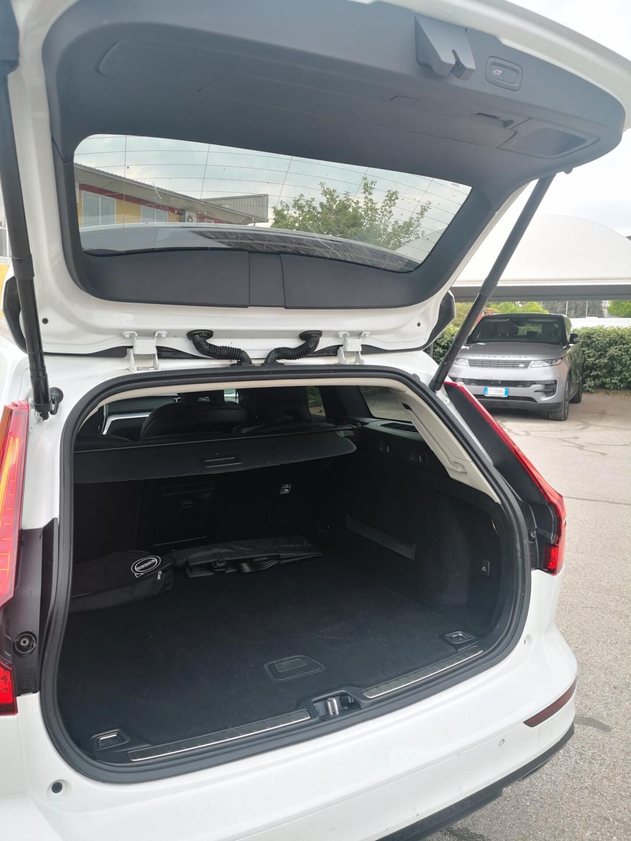 Volvo V60 Cross Country D4 AWD Geartronic ***TENUTA MOLTO BENE***UNIPROPRIETARIO***