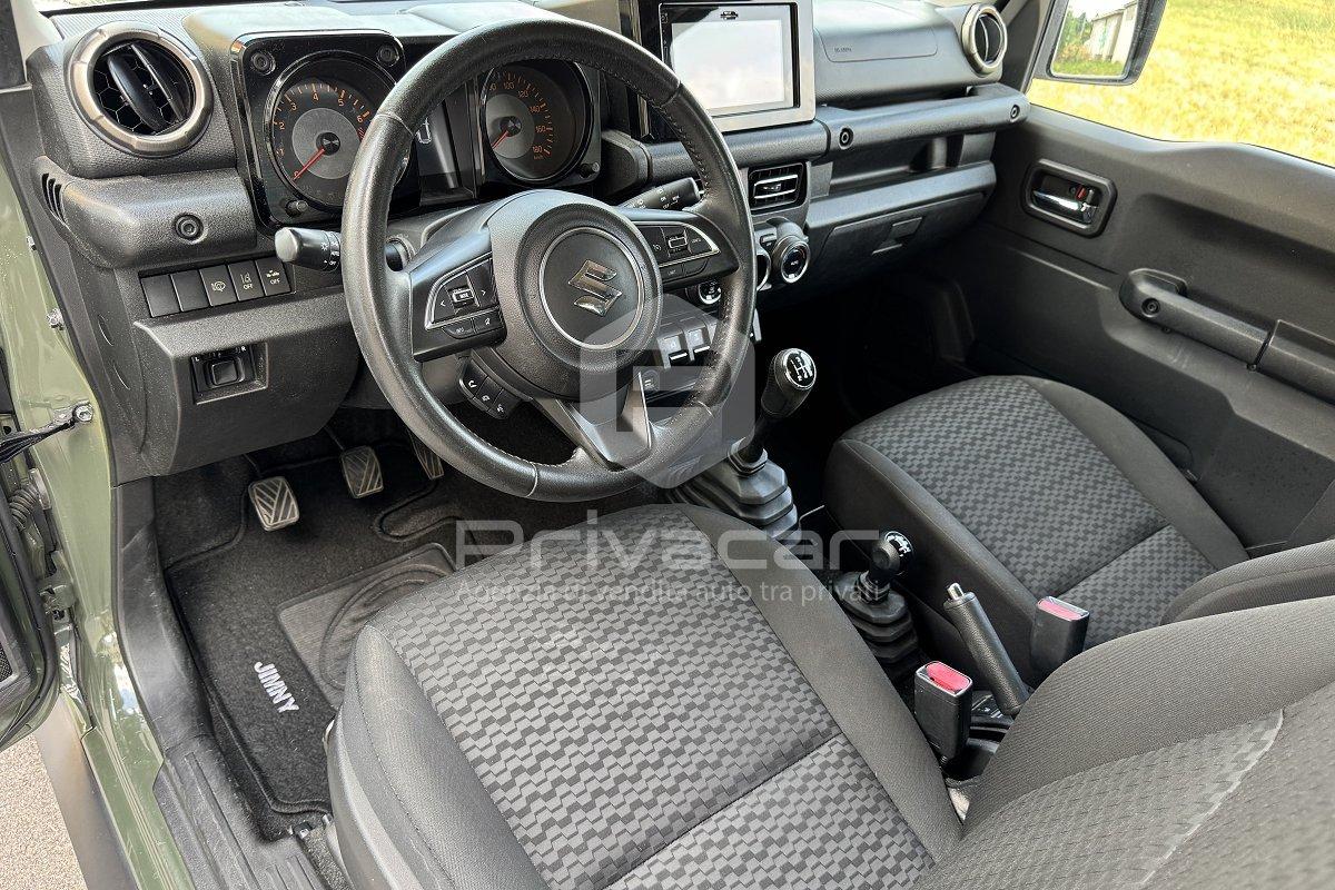 SUZUKI Jimny 1.5 5MT Top
