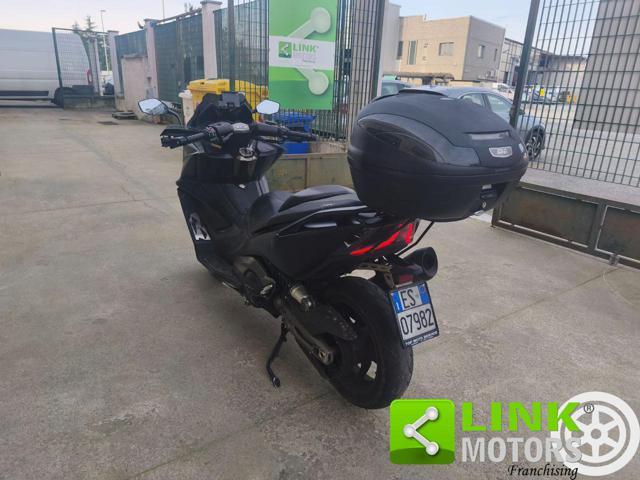 KYMCO AK 550 BLACK