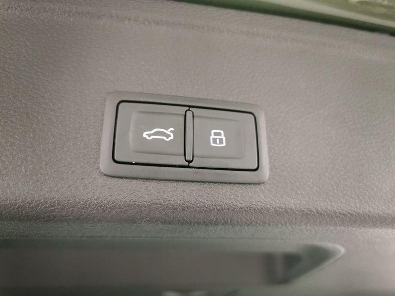 Audi A4 Avant 40 2.0 tdi mhev S line edition 204cv s-tronic