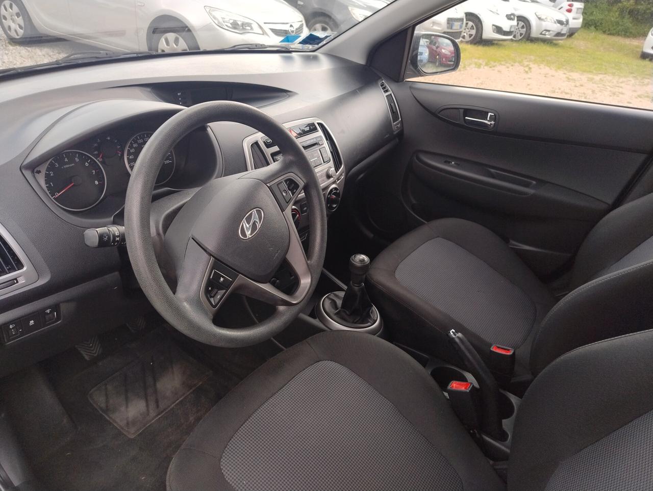 Hyundai i20 1.2 5p. Econext Sound Edition