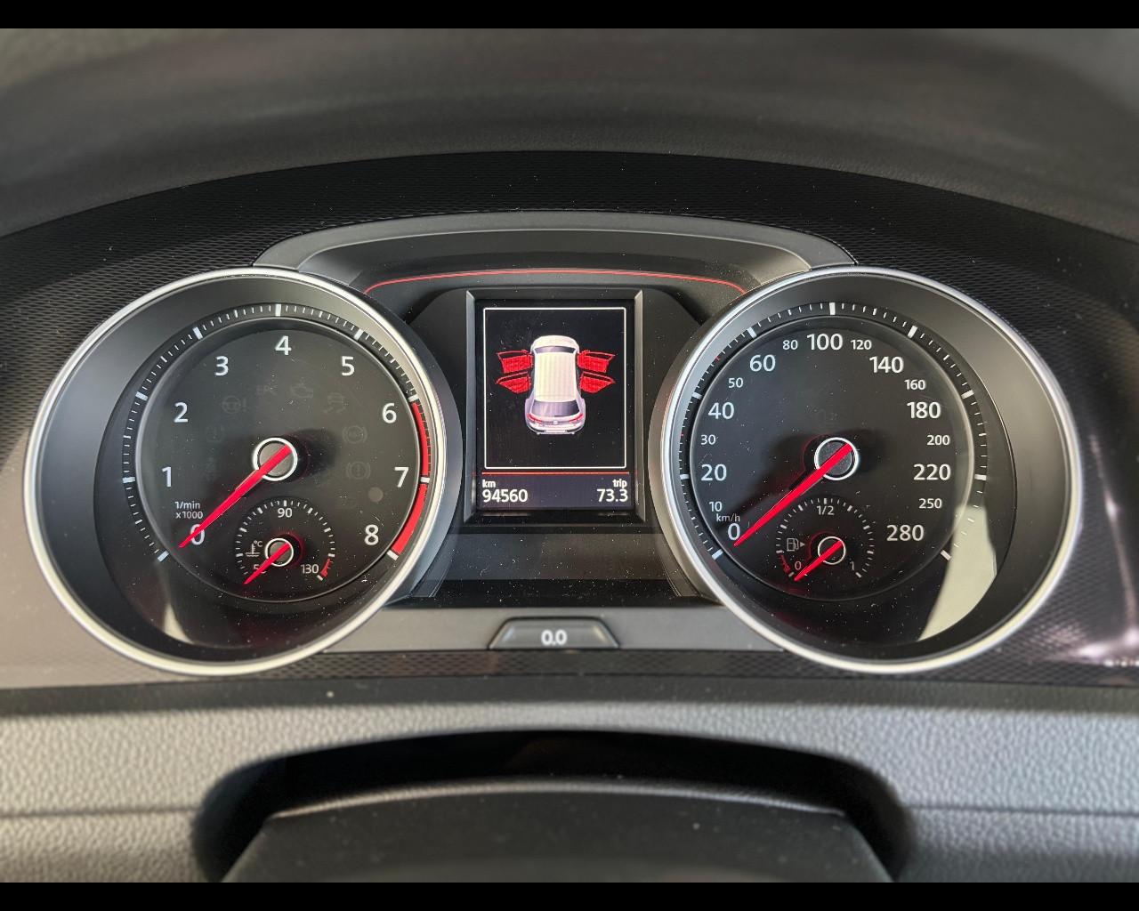 VOLKSWAGEN GOLF GTI PERFORMANCE DSG