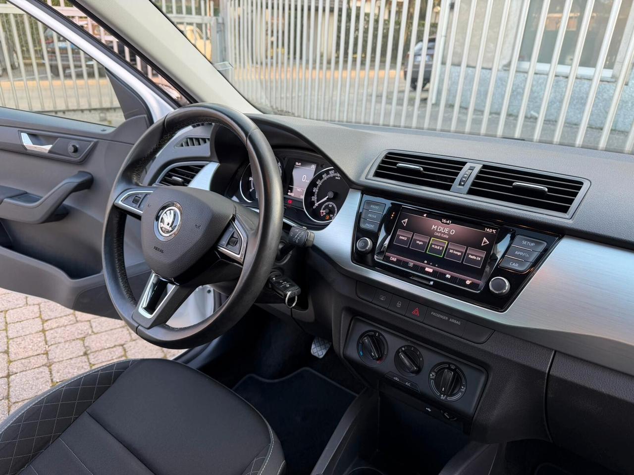 Skoda Fabia 1.0 TSI Twin Color Argento