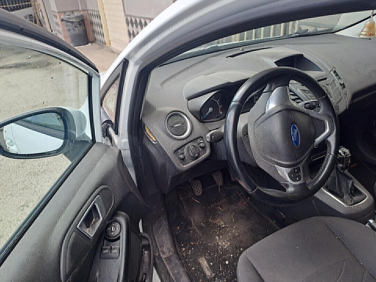Ford Fiesta 1.0 80CV 5 porte.LEGGI BENE