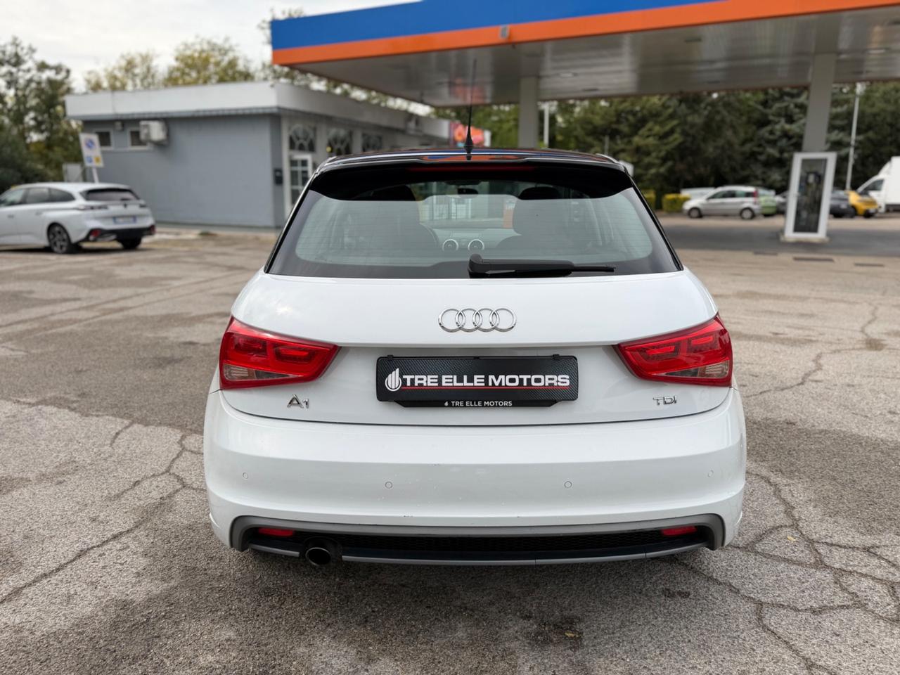 Audi A1 1.6 TDI S tronic line edition plus