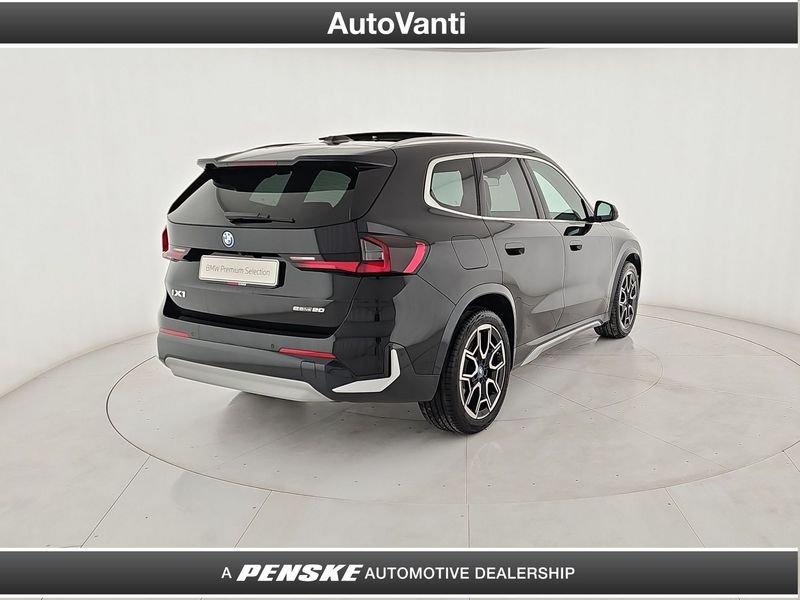 BMW X1 iX1 edrive 20 X-Line