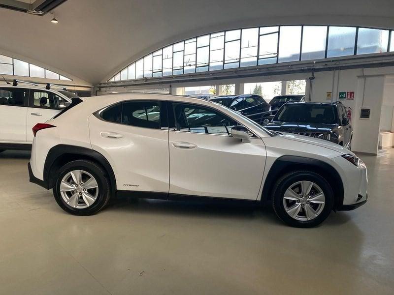 Lexus UX Hybrid Premium