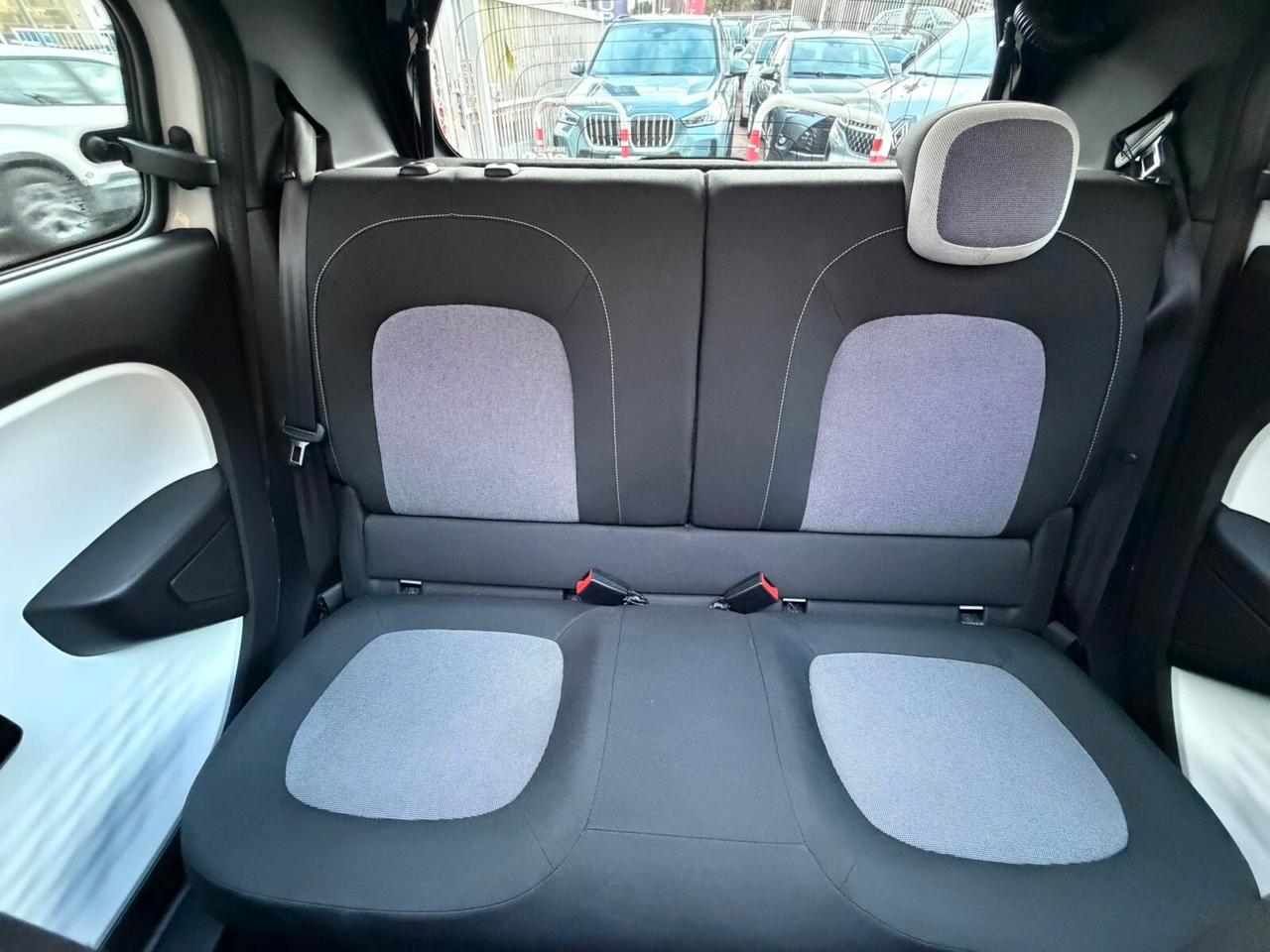 Renault Twingo 1.0 **IDEALE PER NEOPATENTATI**