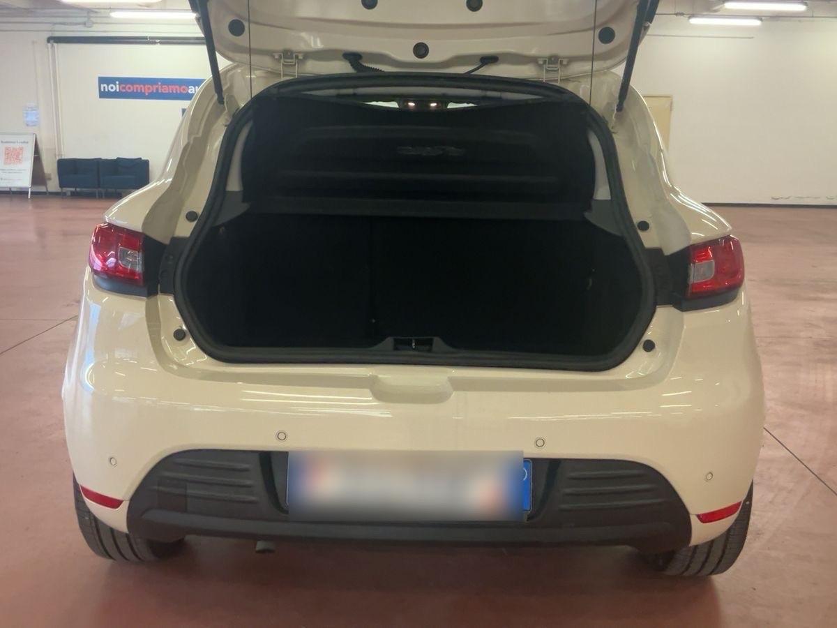 Renault Clio dCi 8V 90CV Start&Stop 82gr 5 porte OK NEOPATENTATI