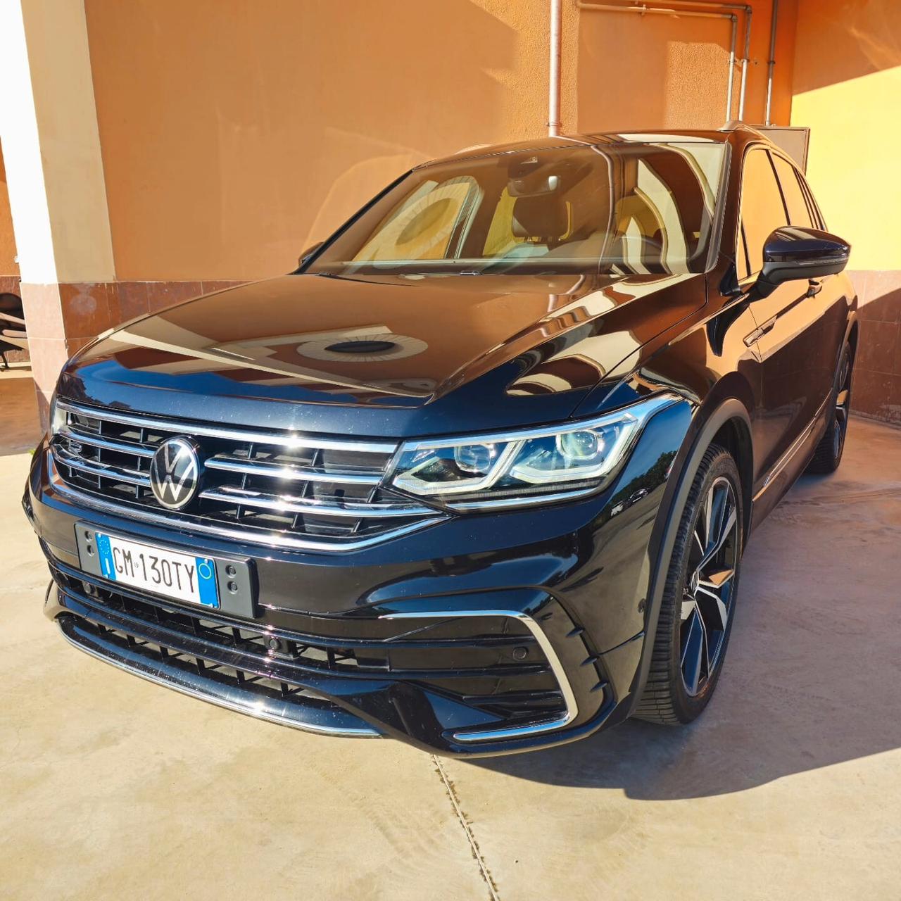 Volkswagen Tiguan 2.0 TDI 150 CV SCR DSG R-Line