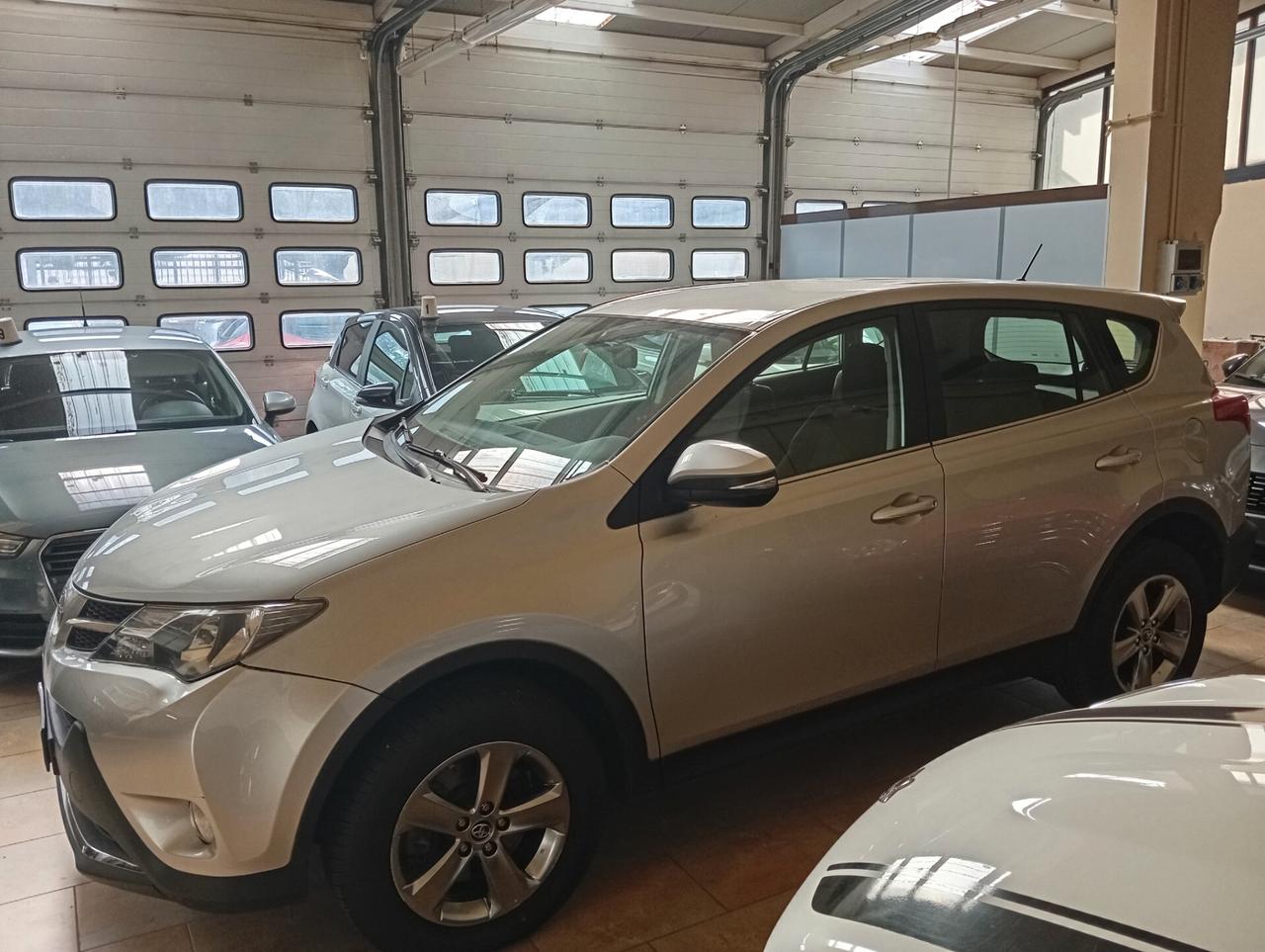 Toyota RAV 4 RAV4 2.0 D-4D 2WD Permute
