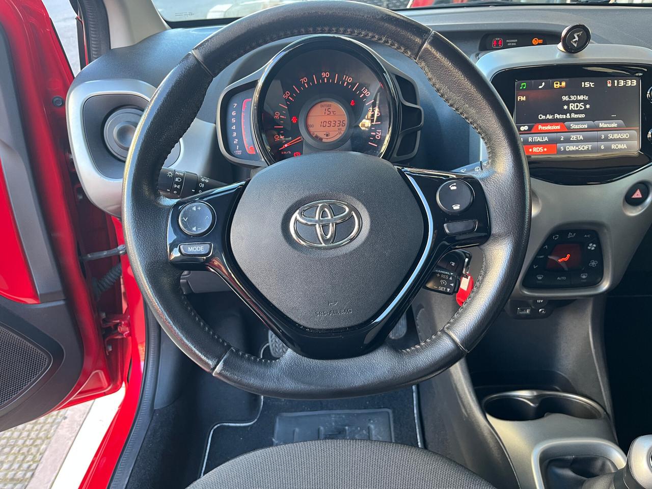 Toyota Aygo 1.0 VVT-i 69 CV 5 porte x-play