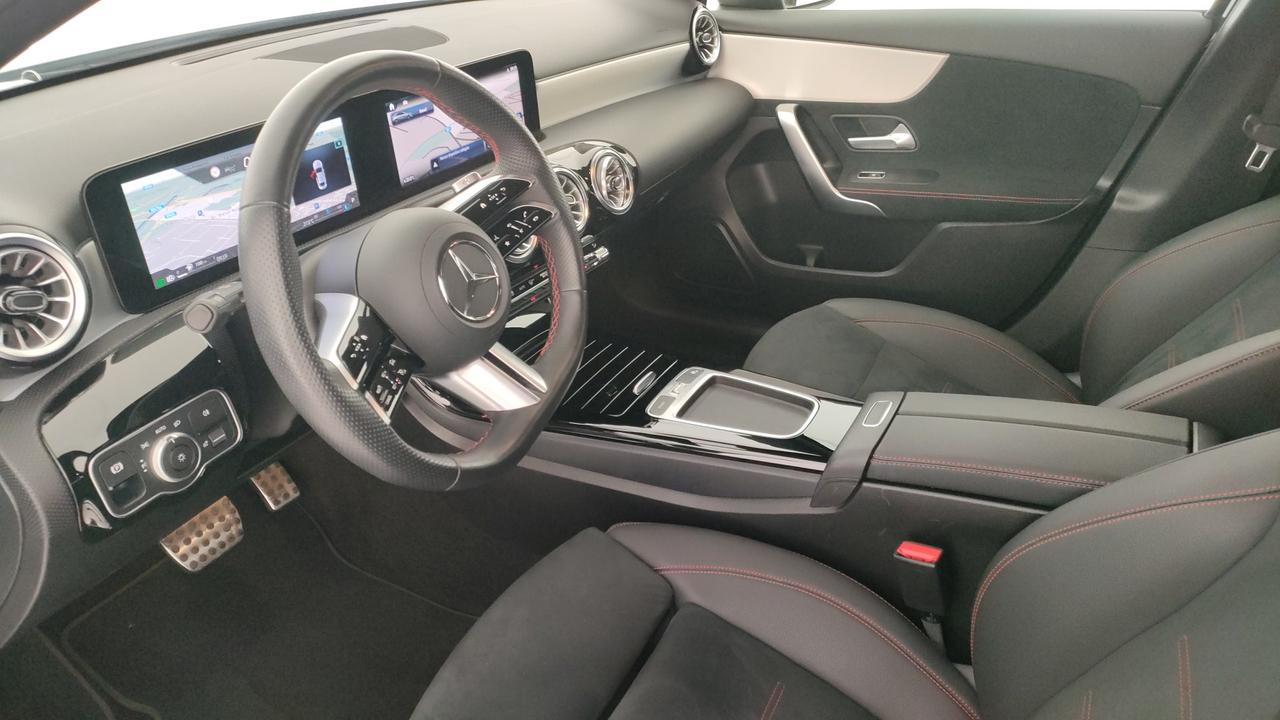 Mercedes-Benz A 180 d AMG Line Premium auto