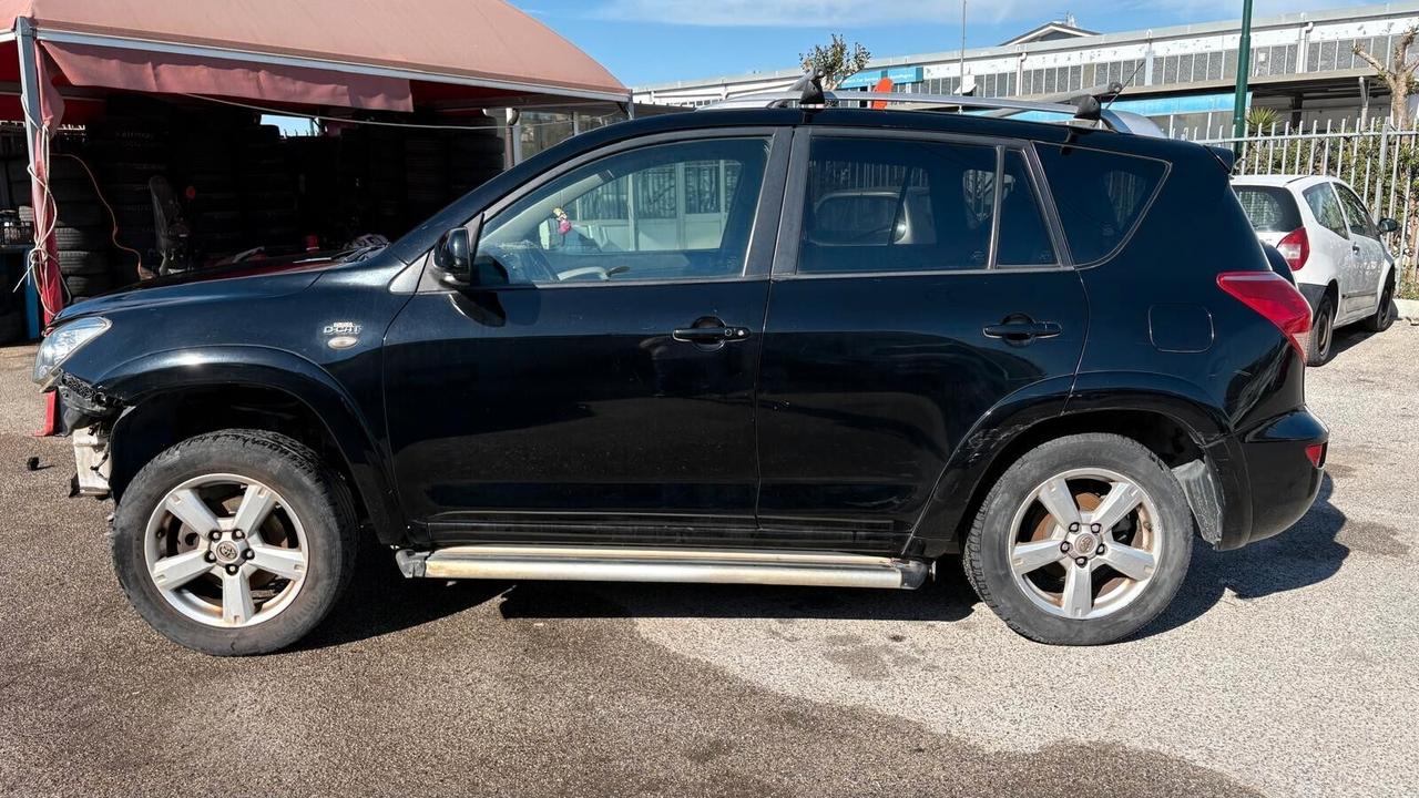 Toyota RAV 4 2.2 Diesel