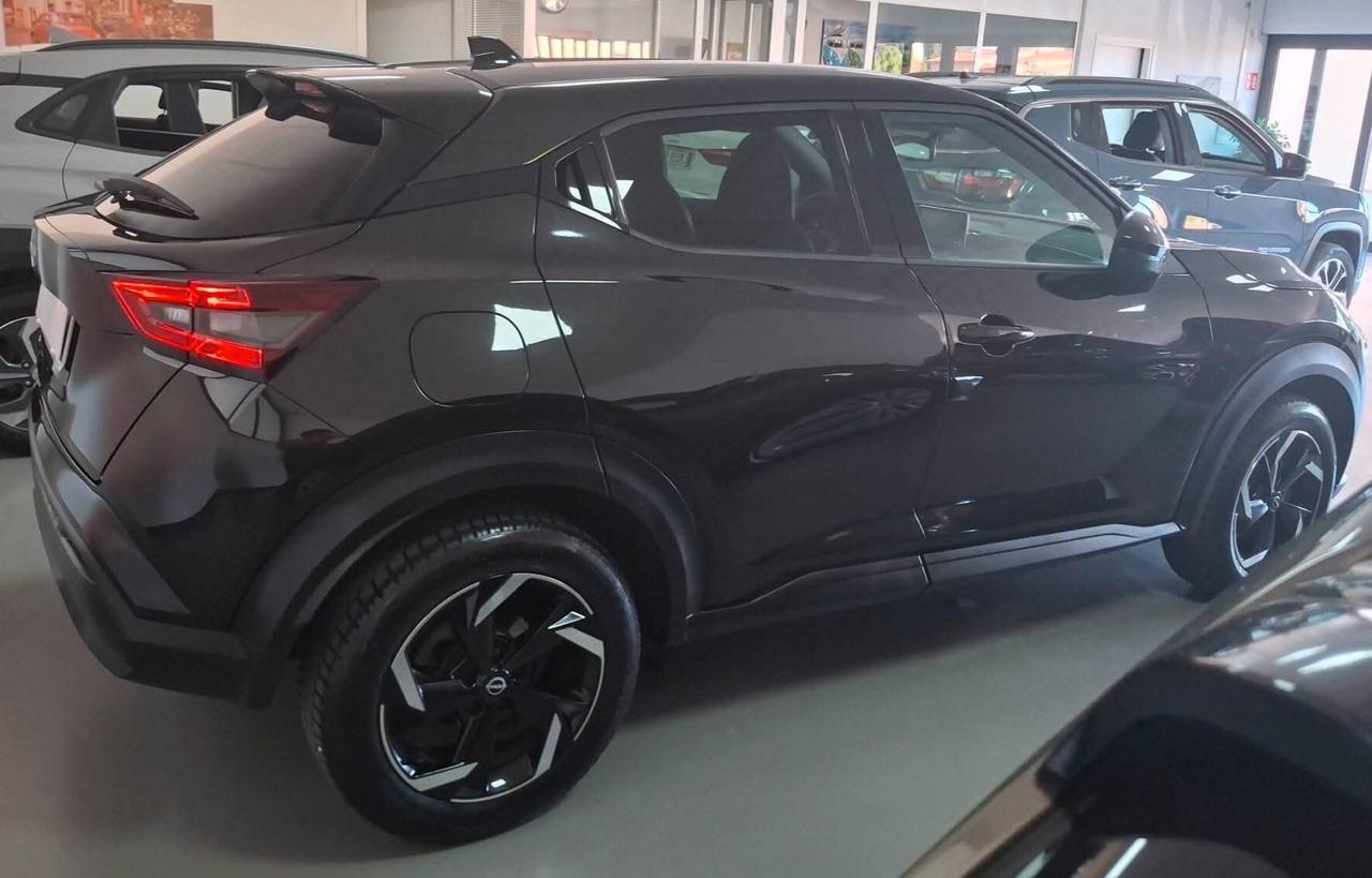 Nissan Juke 1.0 DIG-T 114 CV N-Connecta
