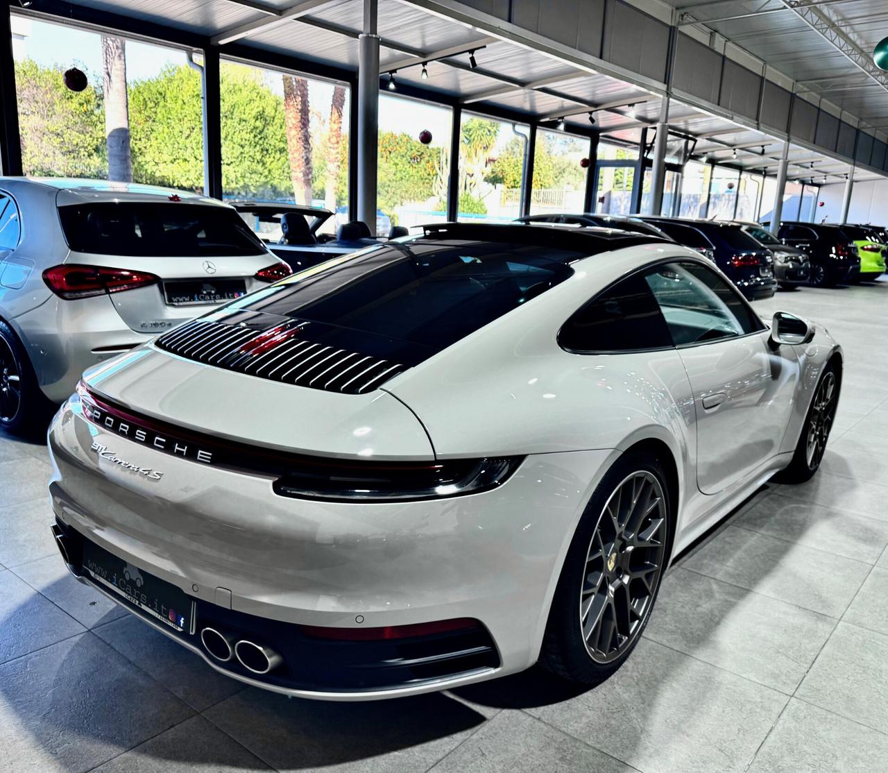 Porsche 911 Carrera 4S