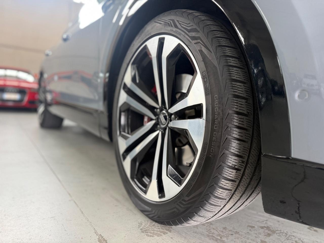 Audi Q8 50 TDI 286 CV quattro tiptronic Sport