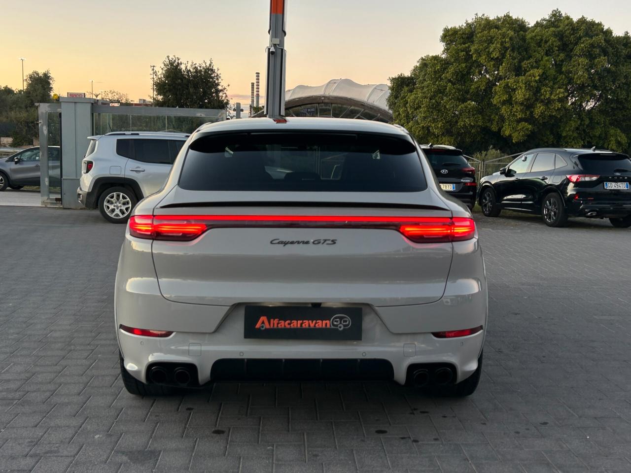 Porsche Cayenne Coupe 4.0 GTS tiptronic