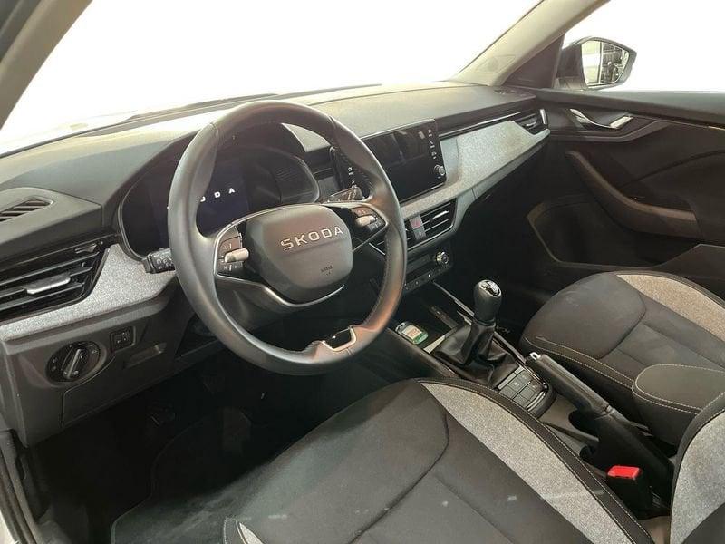 Škoda Kamiq 2024 1.0 tsi Black Dots 115cv