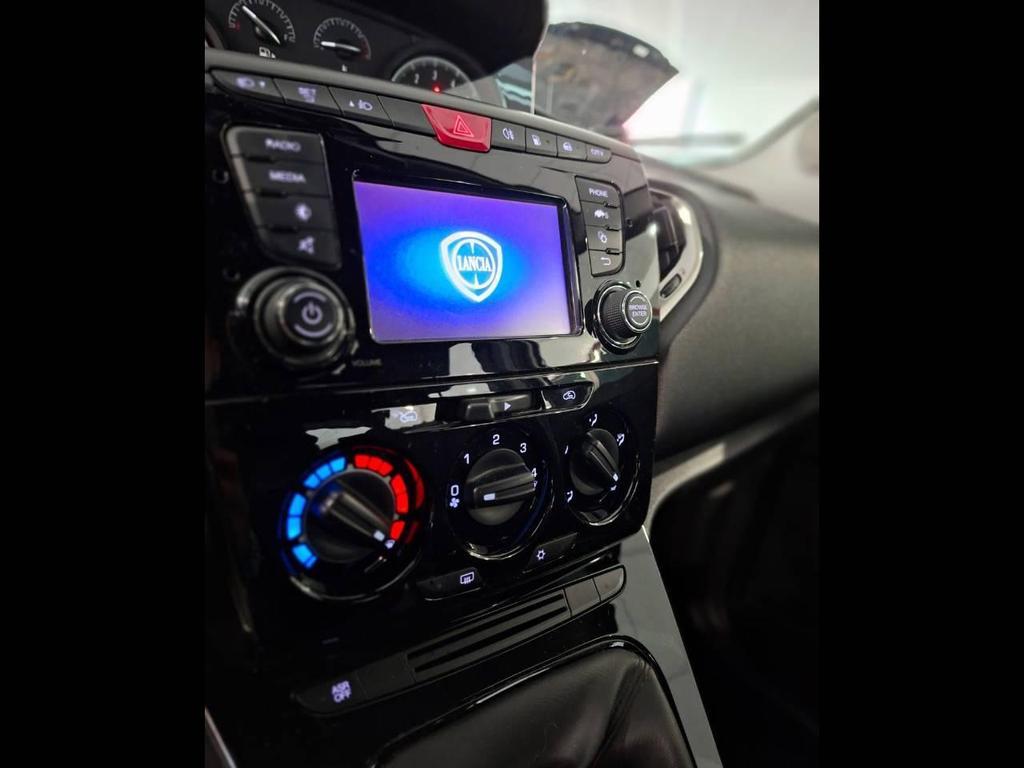 Lancia Ypsilon 5 Porte 1.2 Ecochic Gold