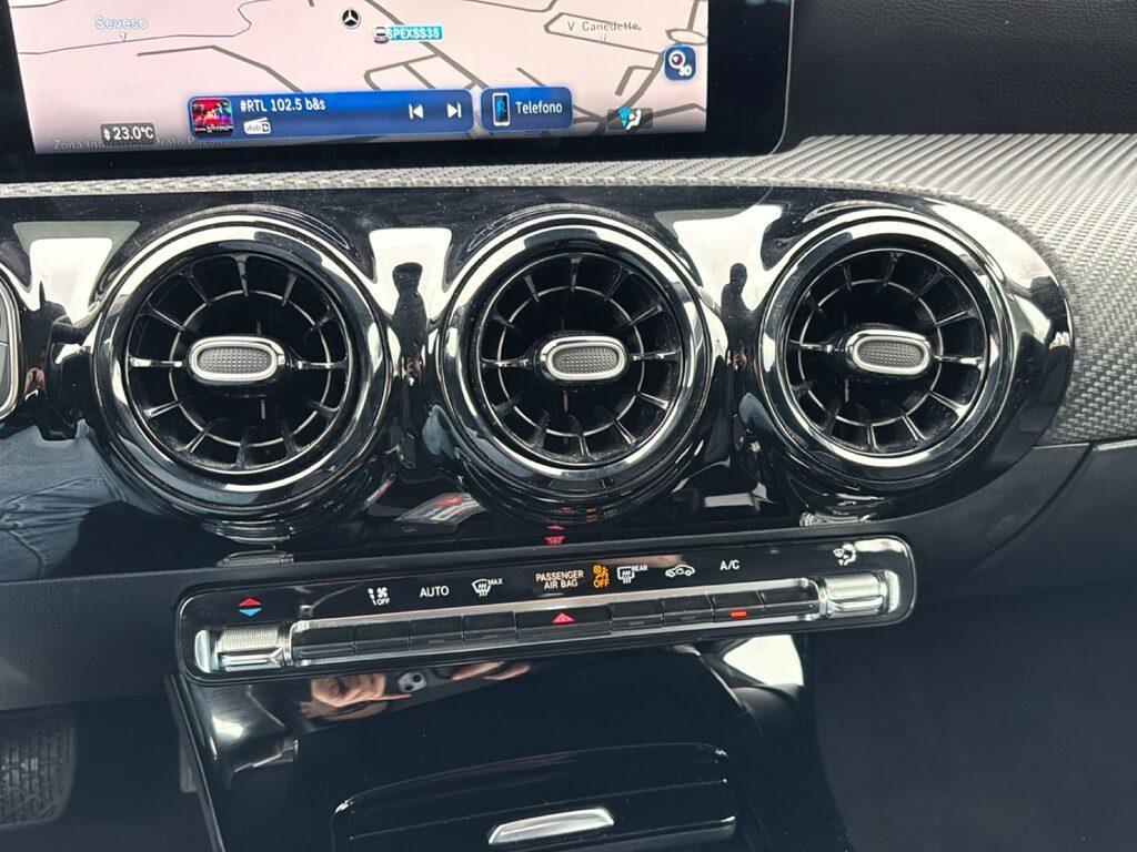 Mercedes Classe A 180 180 D Advanced 8G-DCT