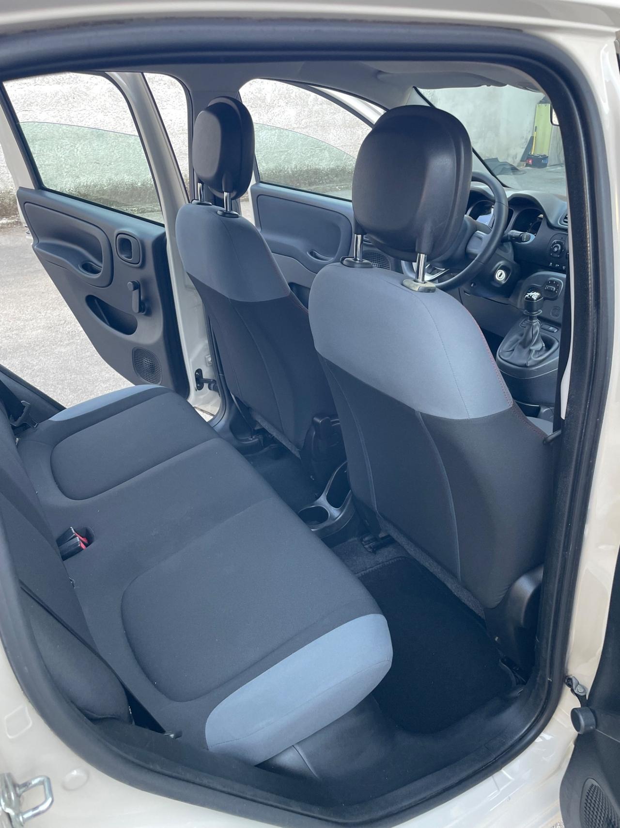 Fiat Panda 1.2 EasyPower Lounge dal nord italia tagliando e distribuzione ok