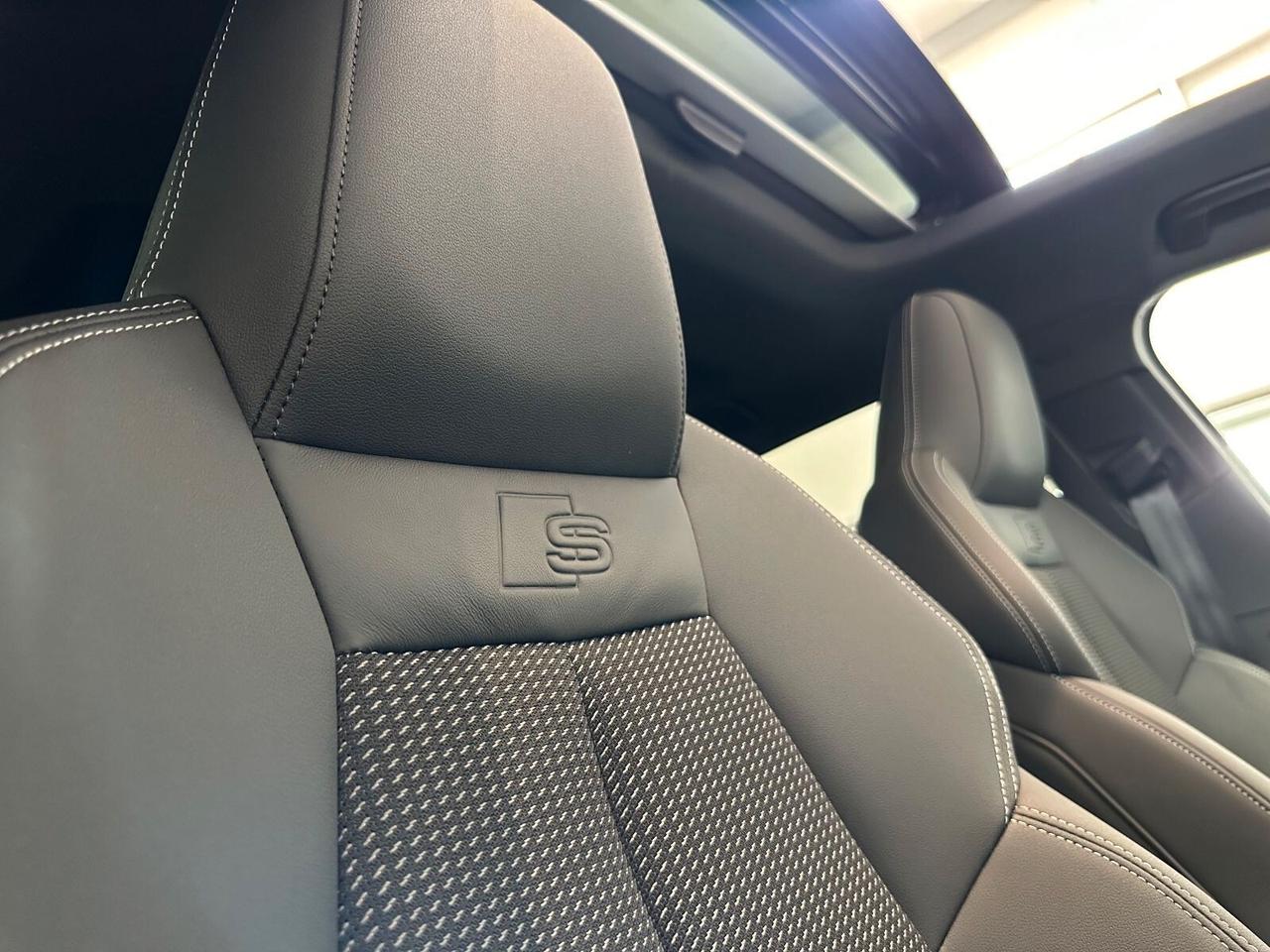 Audi A3 SPB 35 TFSI S line PANO KAM MATRIX