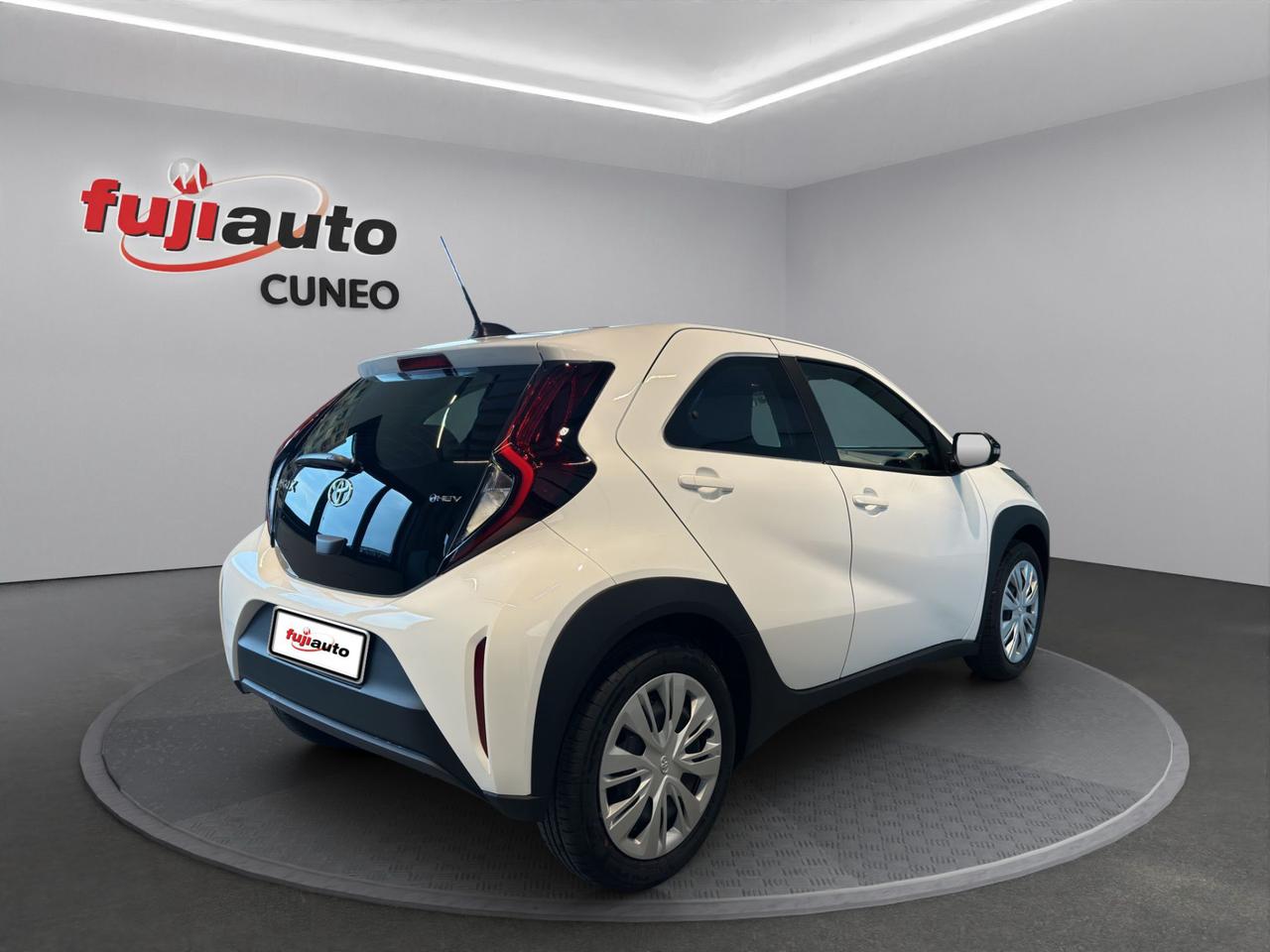 Toyota Aygo X 1.5 hybrid e-cvt