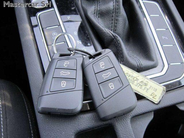 VOLKSWAGEN Passat Variant Passat VIII Variant 2.0 tdi Business 150cv dsg tg