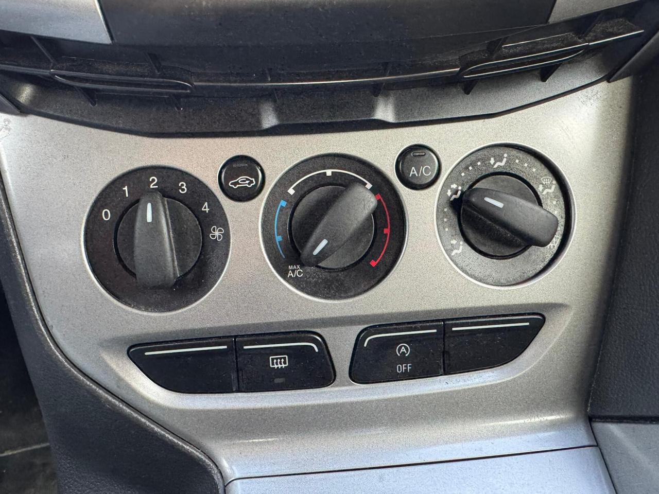 Ford Focus 1.6 TDCi 115 CV Berlina Titanium