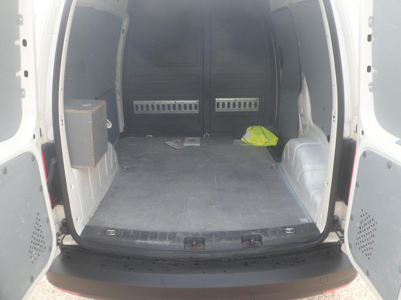 Volkswagen Caddy furgone