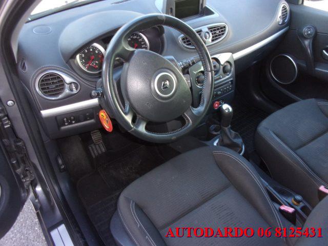 RENAULT Clio 1.2 16V TCE 100CV SporTour Live!