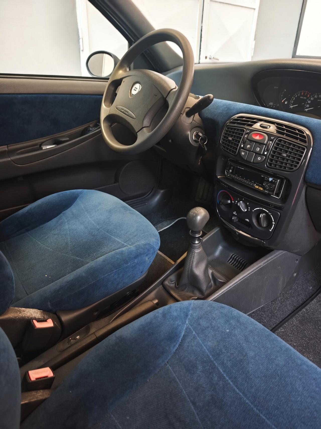Lancia Y 1.2i 16V cat Elefantino Blu