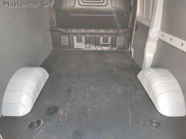 MAXUS eDeliver 3 50 KWh 122cv passo corto - GR174ME