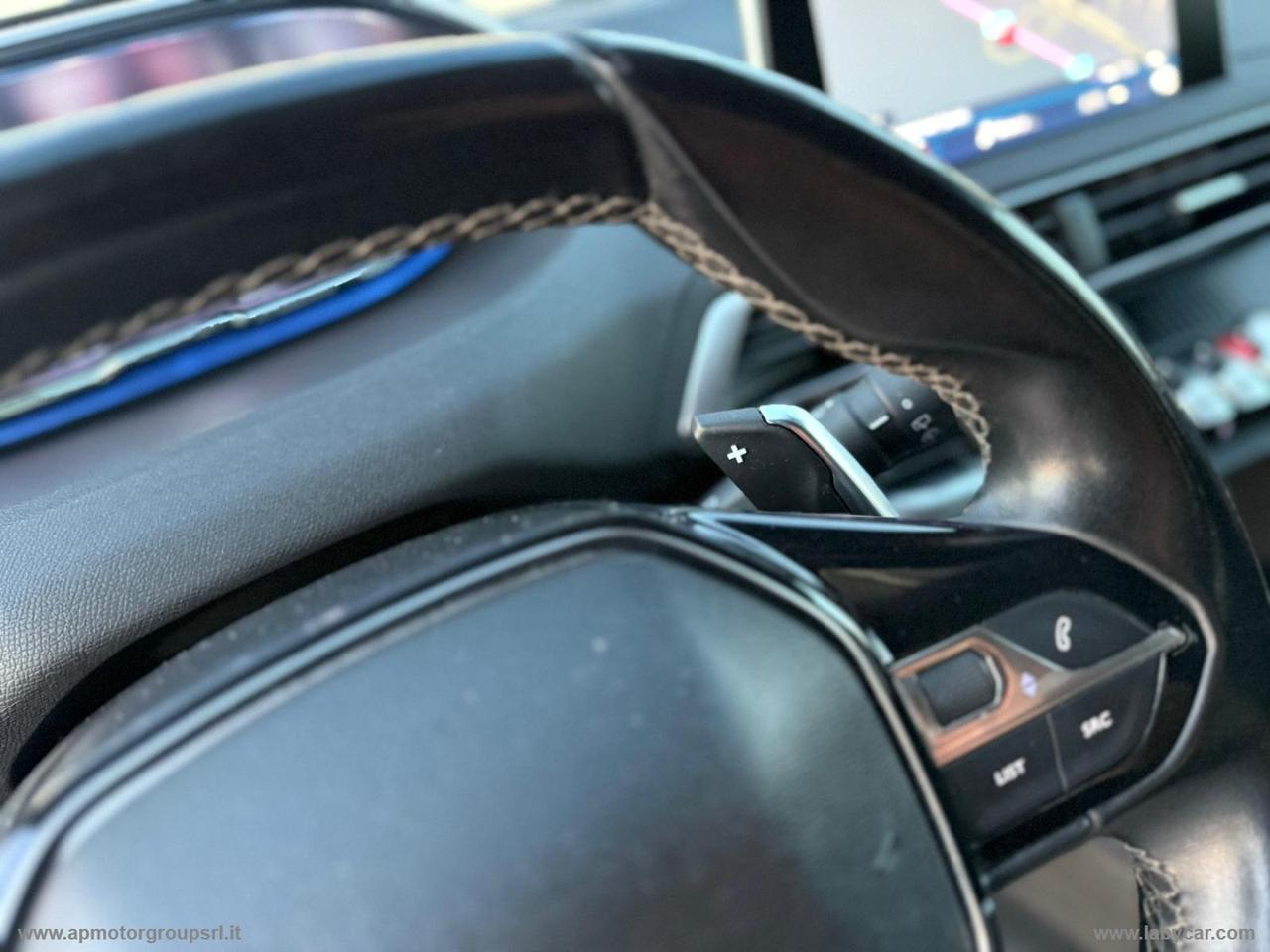 PEUGEOT 5008 BlueHDi 130 S&S EAT8 Allure
