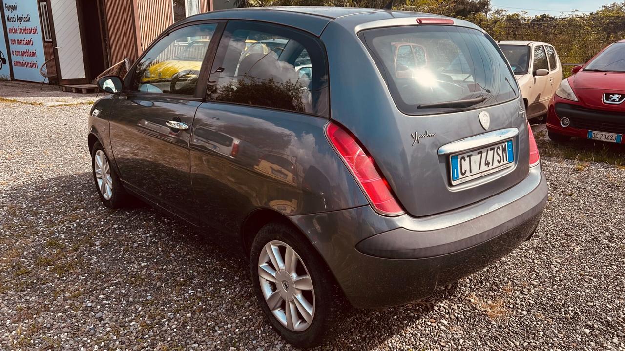 Lancia Ypsilon 1.3 Multijet 16V Platino