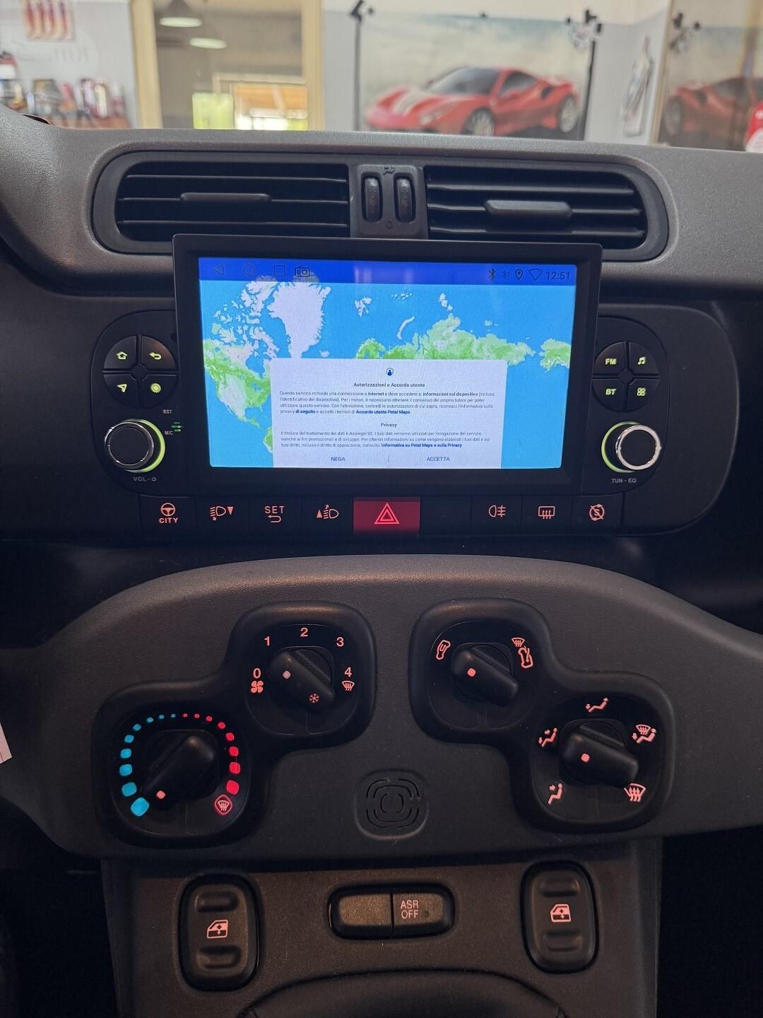 FIAT PANDA HIBRIDA 1.0 cc. CAR PLAY