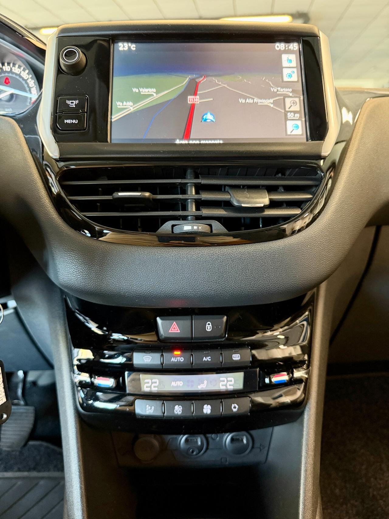 Peugeot 208 1.2 VTi 82 CV 3 porte Allure