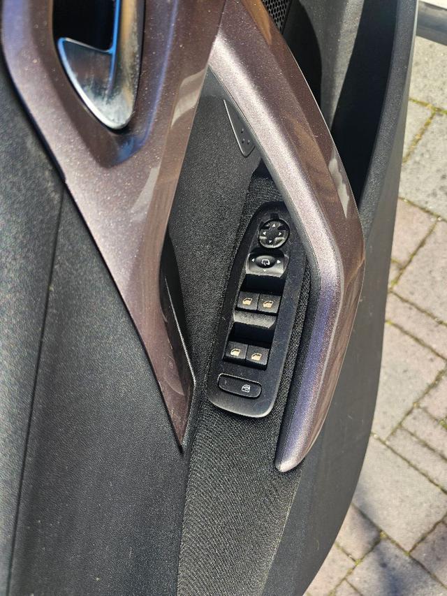 PEUGEOT 2008 1° serie BlueHDi 75 Active