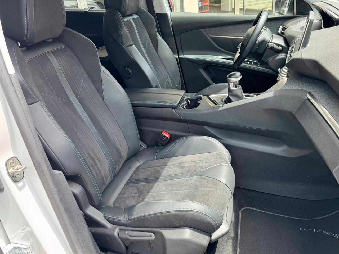 PEUGEOT 5008 1.5 HDI 130 CV. BI-COLORE CROSSWAY 7 POSTI